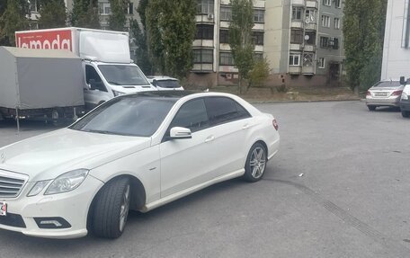 Mercedes-Benz E-Класс, 2011 год, 1 350 000 рублей, 6 фотография