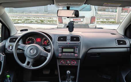 Volkswagen Polo VI (EU Market), 2010 год, 1 050 000 рублей, 3 фотография