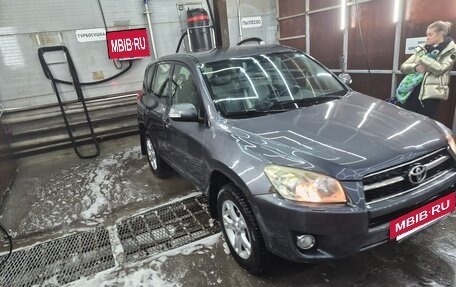 Toyota RAV4, 2010 год, 1 000 000 рублей, 2 фотография
