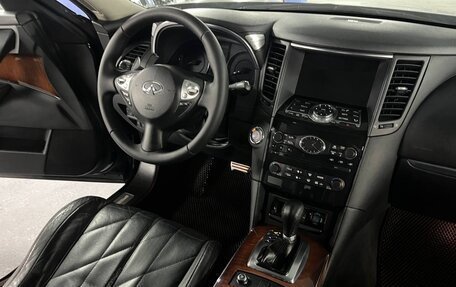 Infiniti FX II, 2012 год, 1 695 000 рублей, 18 фотография