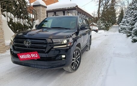 Toyota Land Cruiser 200, 2018 год, 7 700 000 рублей, 2 фотография