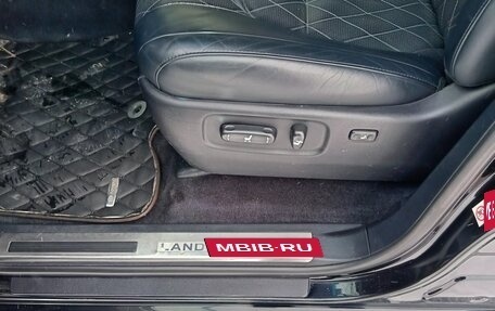 Toyota Land Cruiser 200, 2018 год, 7 700 000 рублей, 11 фотография