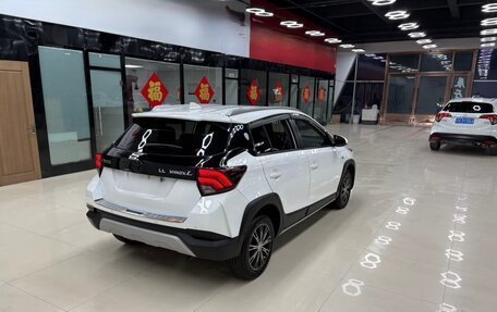 Toyota Yaris XP150 рестайлинг, 2022 год, 1 410 000 рублей, 4 фотография