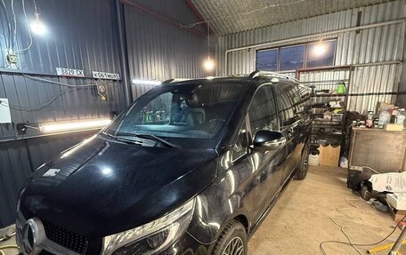 Mercedes-Benz V-Класс, 2020 год, 4 850 000 рублей, 5 фотография