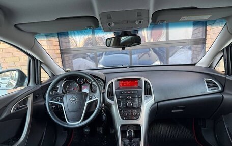 Opel Astra J, 2011 год, 575 000 рублей, 9 фотография