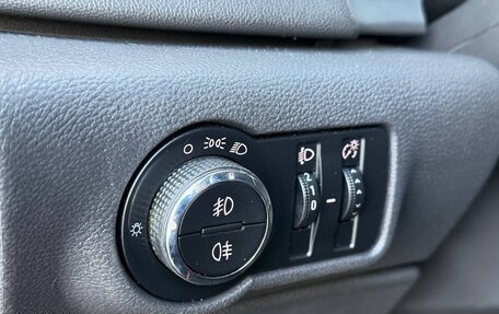 Opel Astra J, 2011 год, 575 000 рублей, 15 фотография