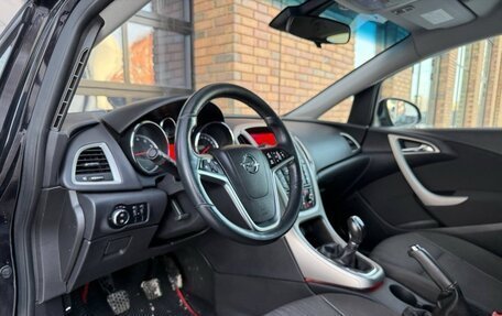 Opel Astra J, 2011 год, 575 000 рублей, 13 фотография