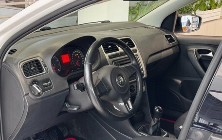 Volkswagen Polo VI (EU Market), 2013 год, 777 000 рублей, 13 фотография