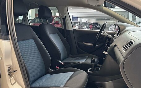 Volkswagen Polo VI (EU Market), 2013 год, 777 000 рублей, 19 фотография