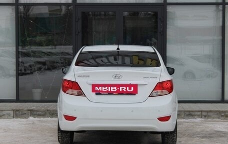 Hyundai Solaris II рестайлинг, 2013 год, 960 000 рублей, 8 фотография