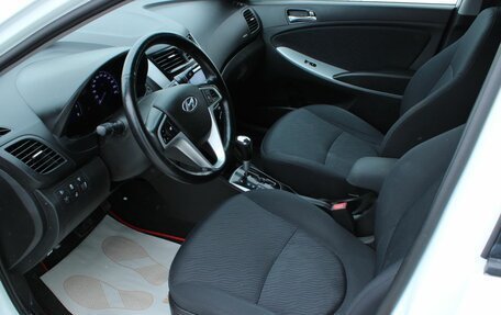 Hyundai Solaris II рестайлинг, 2013 год, 960 000 рублей, 17 фотография