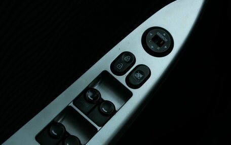 Hyundai Solaris II рестайлинг, 2013 год, 960 000 рублей, 24 фотография