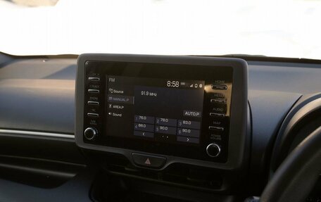 Toyota Yaris, 2020 год, 1 180 000 рублей, 9 фотография