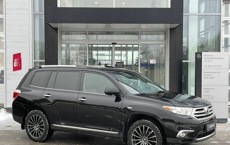 Toyota Highlander III, 2013 год, 2 487 000 рублей, 3 фотография