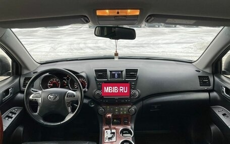 Toyota Highlander III, 2013 год, 2 487 000 рублей, 9 фотография