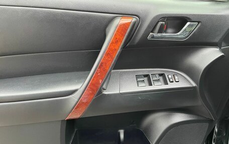 Toyota Highlander III, 2013 год, 2 487 000 рублей, 17 фотография