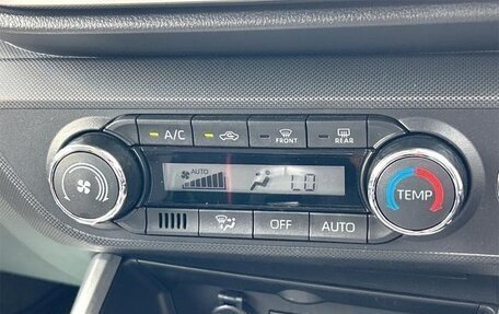 Toyota Raize I, 2022 год, 1 318 000 рублей, 24 фотография