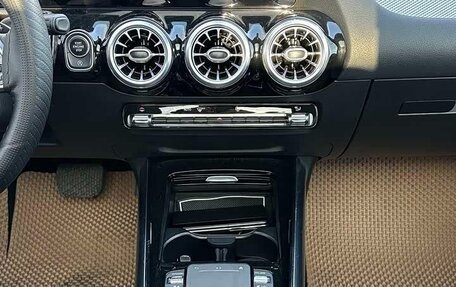 Mercedes-Benz GLA, 2021 год, 2 650 000 рублей, 23 фотография