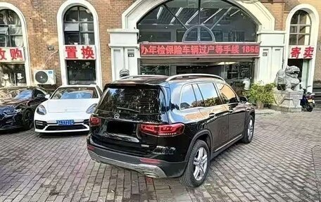Mercedes-Benz GLB, 2022 год, 2 800 000 рублей, 4 фотография