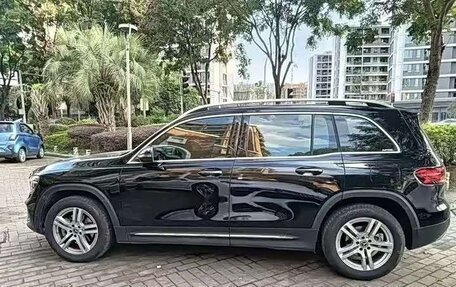 Mercedes-Benz GLB, 2022 год, 2 800 000 рублей, 6 фотография