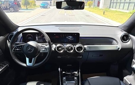 Mercedes-Benz GLB, 2021 год, 2 500 000 рублей, 5 фотография