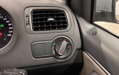 Volkswagen Polo VI (EU Market), 2016 год, 1 220 000 рублей, 17 фотография