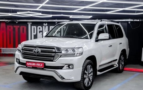 Toyota Land Cruiser 200, 2017 год, 5 150 000 рублей, 1 фотография