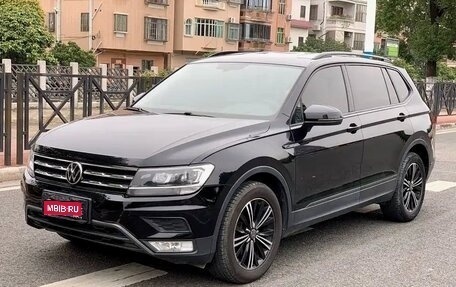 Volkswagen Tiguan II, 2021 год, 1 750 000 рублей, 1 фотография