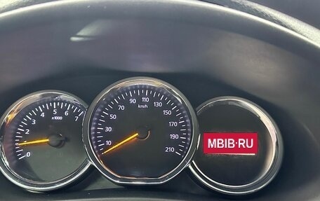 Renault Logan II, 2018 год, 685 000 рублей, 9 фотография