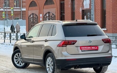 Volkswagen Tiguan II, 2018 год, 2 590 000 рублей, 6 фотография
