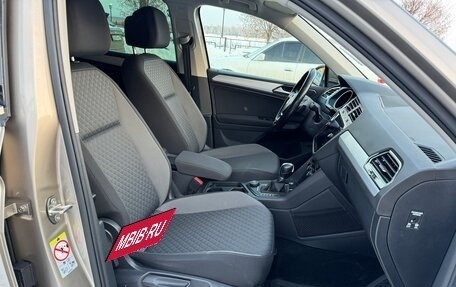 Volkswagen Tiguan II, 2018 год, 2 590 000 рублей, 23 фотография