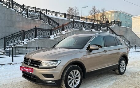 Volkswagen Tiguan II, 2018 год, 2 590 000 рублей, 16 фотография