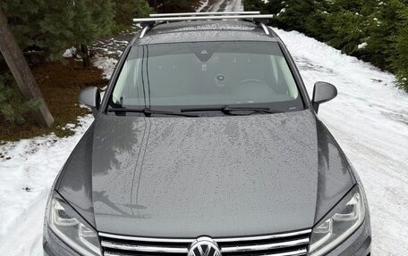Volkswagen Touareg III, 2016 год, 2 800 000 рублей, 2 фотография