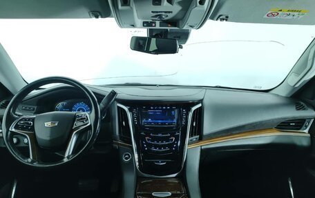 Cadillac Escalade IV, 2019 год, 4 489 000 рублей, 19 фотография