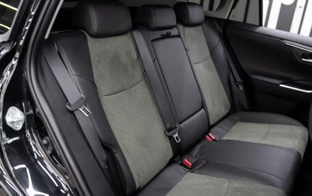 Toyota RAV4, 2025 год, 4 300 000 рублей, 17 фотография