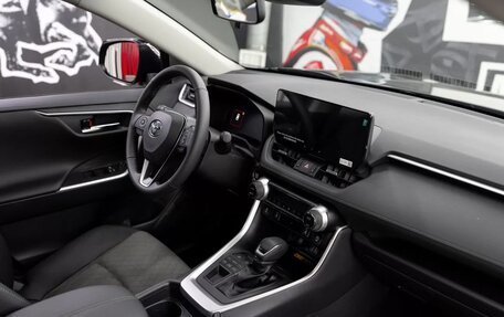 Toyota RAV4, 2025 год, 4 300 000 рублей, 32 фотография