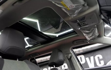 Toyota RAV4, 2025 год, 4 300 000 рублей, 31 фотография