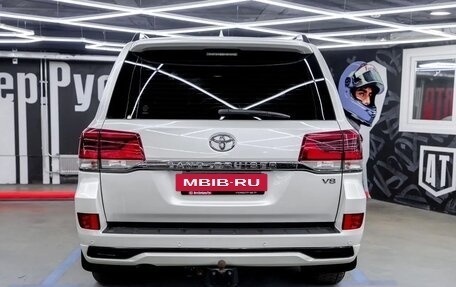 Toyota Land Cruiser 200, 2017 год, 5 150 000 рублей, 5 фотография