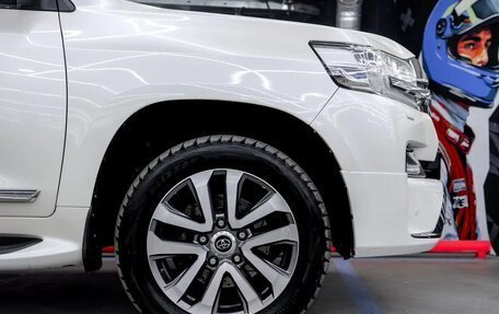 Toyota Land Cruiser 200, 2017 год, 5 150 000 рублей, 9 фотография