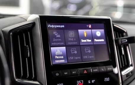 Toyota Land Cruiser 200, 2017 год, 5 150 000 рублей, 21 фотография