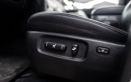 Toyota Land Cruiser 200, 2017 год, 5 150 000 рублей, 36 фотография