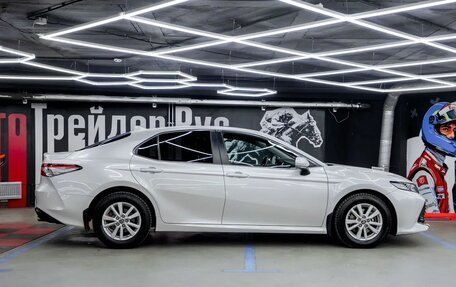 Toyota Camry, 2020 год, 2 540 000 рублей, 8 фотография