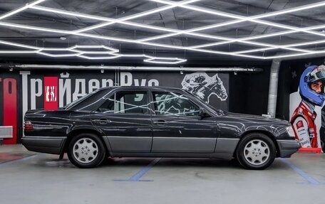 Mercedes-Benz E-Класс, 1993 год, 595 000 рублей, 9 фотография