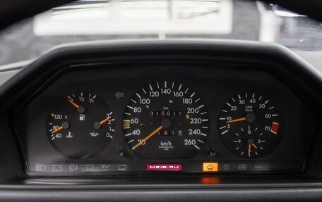 Mercedes-Benz E-Класс, 1993 год, 595 000 рублей, 26 фотография