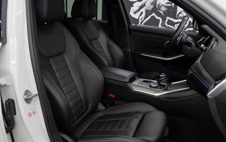 BMW 3 серия, 2021 год, 3 290 000 рублей, 15 фотография