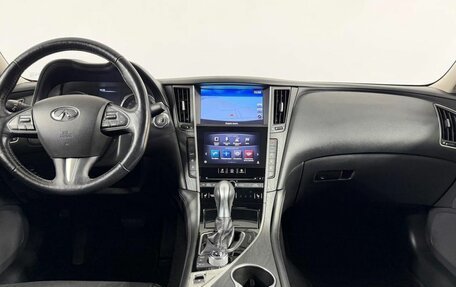 Infiniti Q50 I рестайлинг, 2017 год, 2 199 000 рублей, 15 фотография