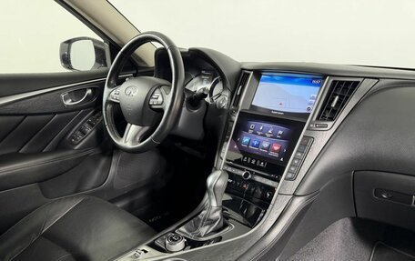 Infiniti Q50 I рестайлинг, 2017 год, 2 199 000 рублей, 14 фотография