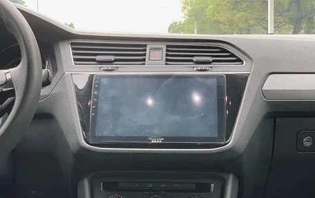 Volkswagen Tiguan II, 2021 год, 1 750 000 рублей, 24 фотография