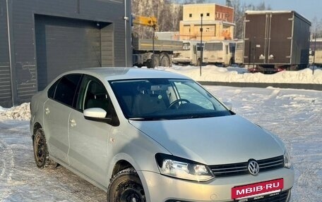Volkswagen Polo VI (EU Market), 2012 год, 810 000 рублей, 3 фотография