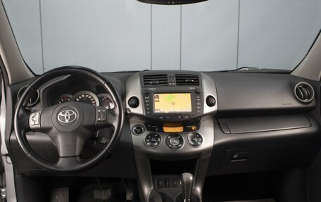 Toyota RAV4, 2011 год, 1 690 000 рублей, 5 фотография